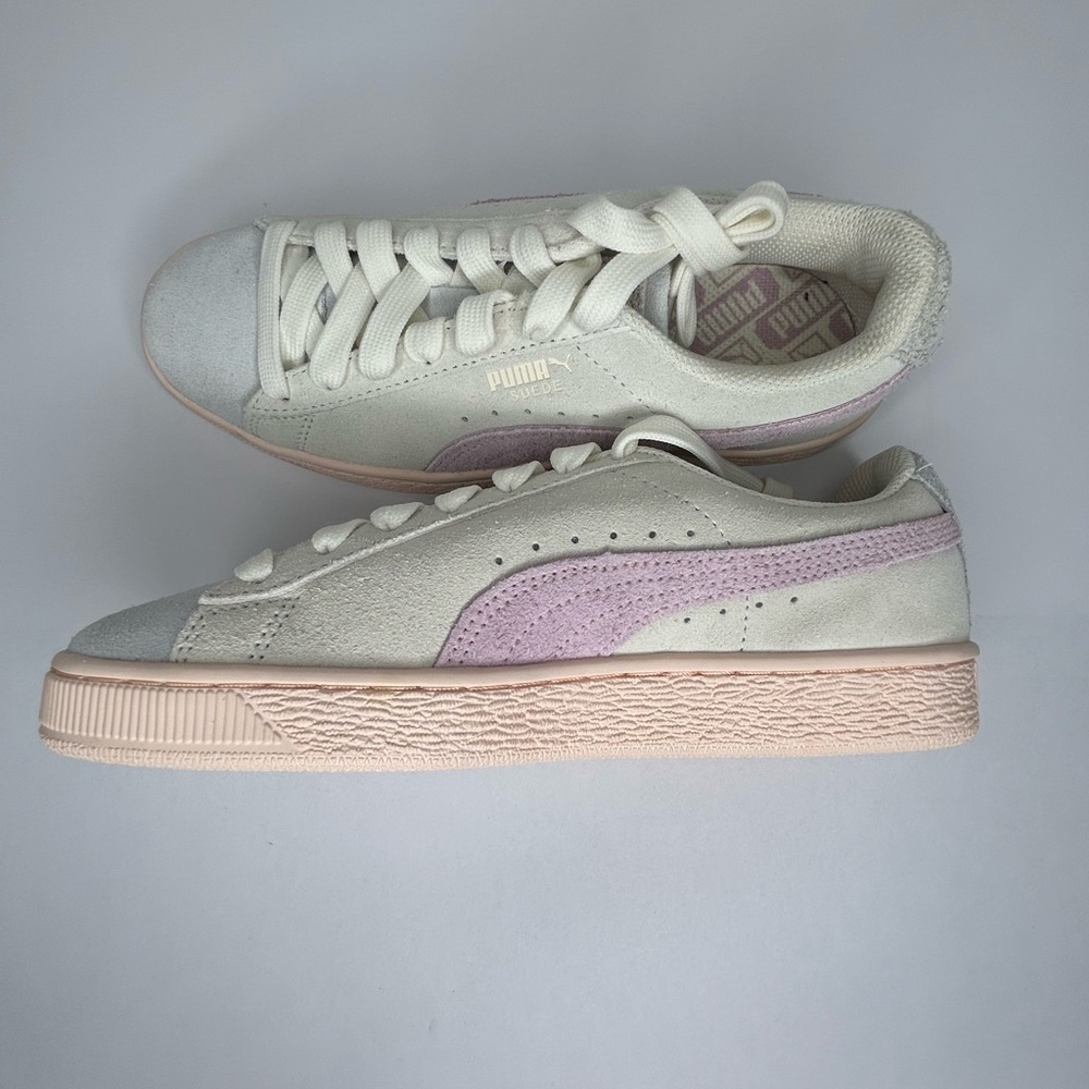 Puma Women's Soft Cream and Light Pink Sneakers